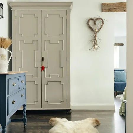 Jackson's Barn - Ridgestone