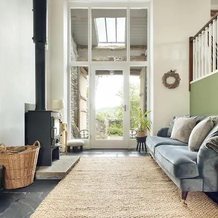 Jackson's Barn - Ridgestone